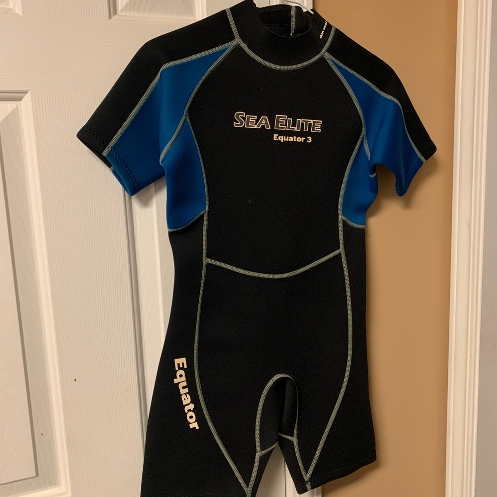 Kids Swim Wetsuit - Black and Blue